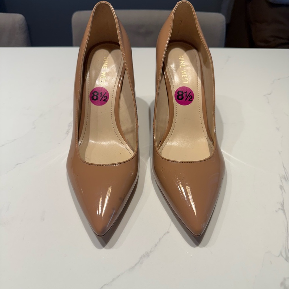 Nine West Tan Heels Classic Pointed-Toe Pumps - Picture 2 of 4